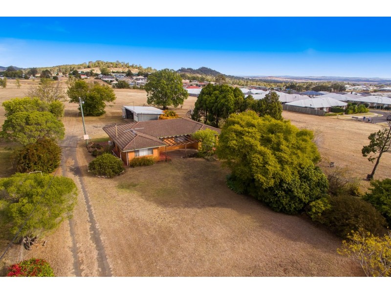 226 Hursley Road, Glenvale QLD 4350