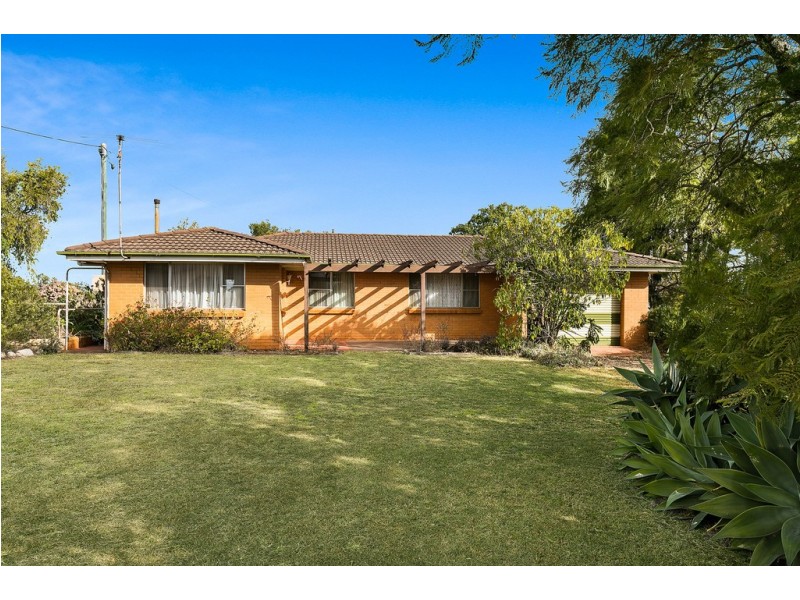 226 Hursley Road, Glenvale QLD 4350