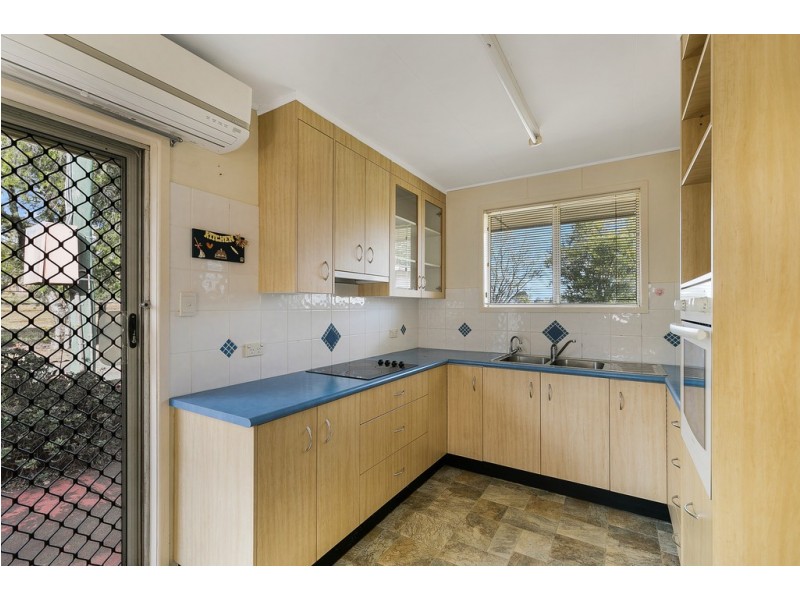 226 Hursley Road, Glenvale QLD 4350