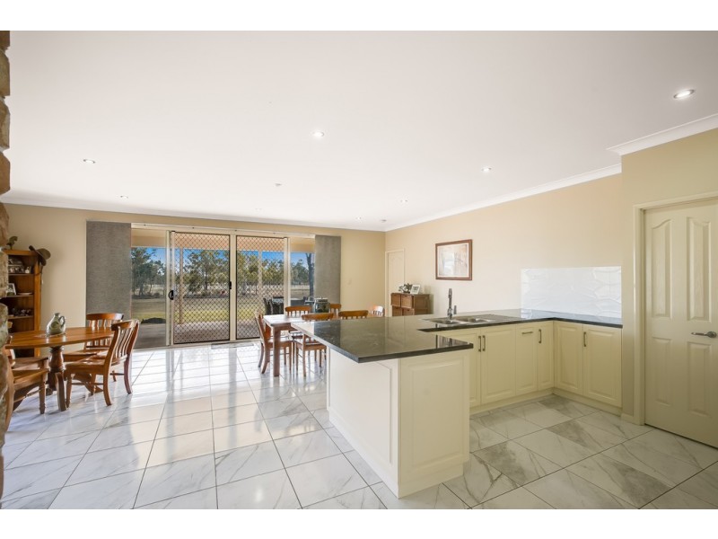 140 Henningsen Road, Oakey QLD 4401