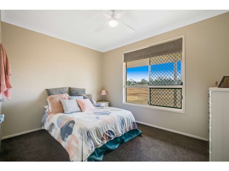 140 Henningsen Road, Oakey QLD 4401