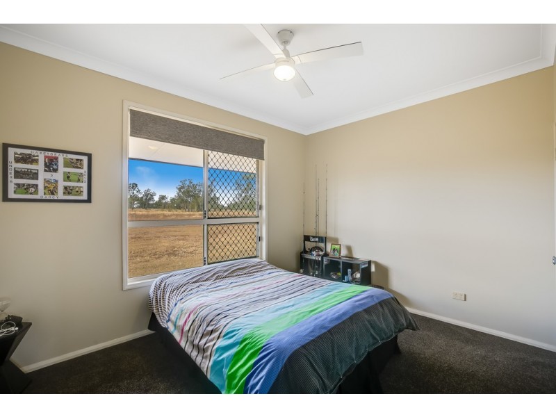 140 Henningsen Road, Oakey QLD 4401