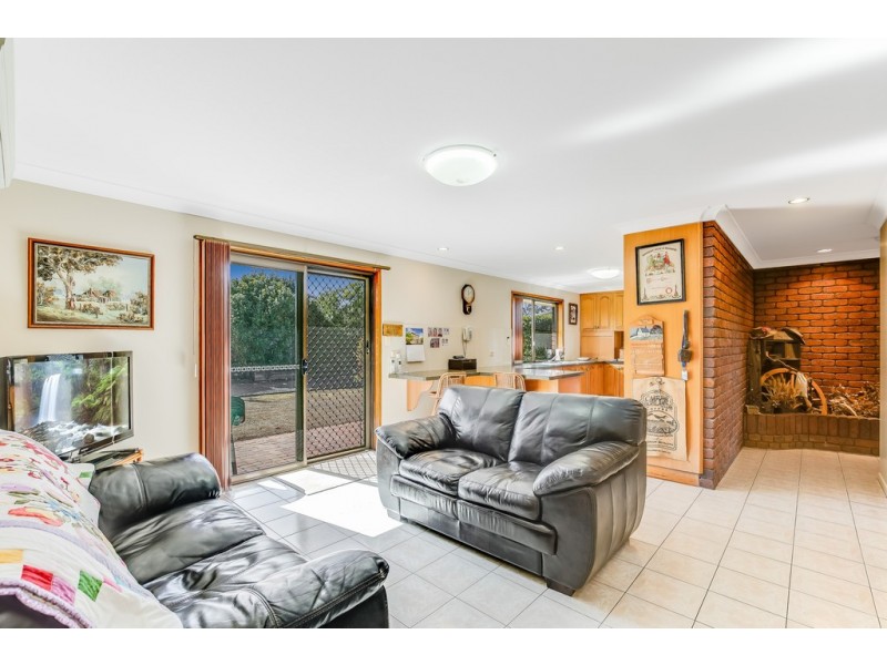 71 Valley View Drive, Meringandan West QLD 4352
