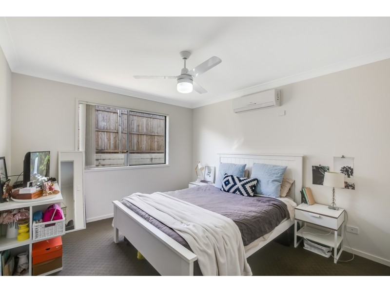 1 and 2 / 4 Rosenstengel Street, Darling Heights QLD 4350