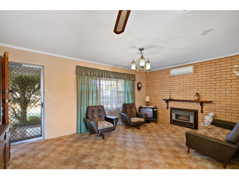 15 Zimmerle Street, Harristown QLD 4350