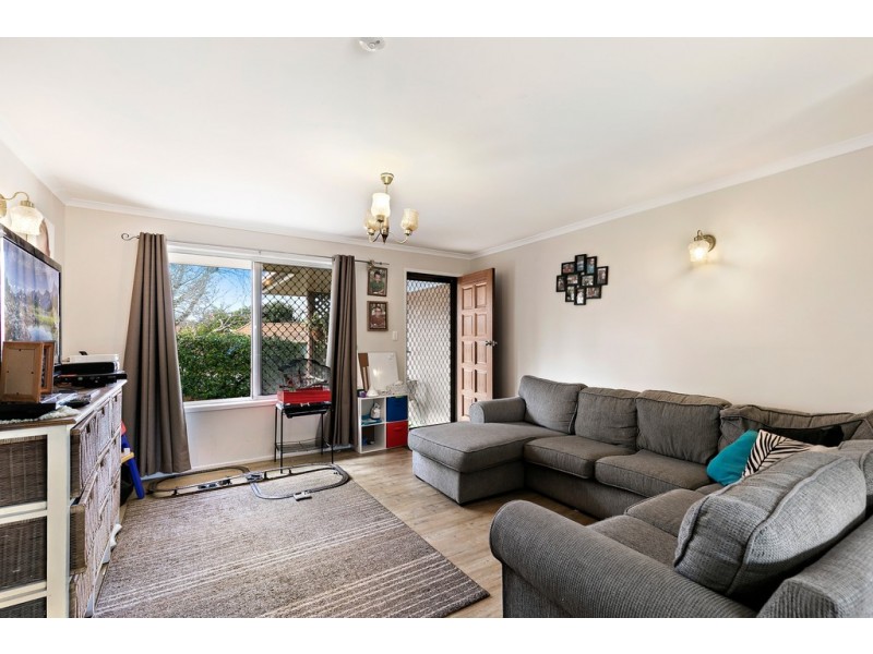 9 Chelsea Court, Centenary Heights QLD 4350