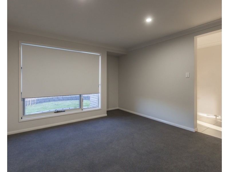 33 Milford Street, Westbrook QLD 4350