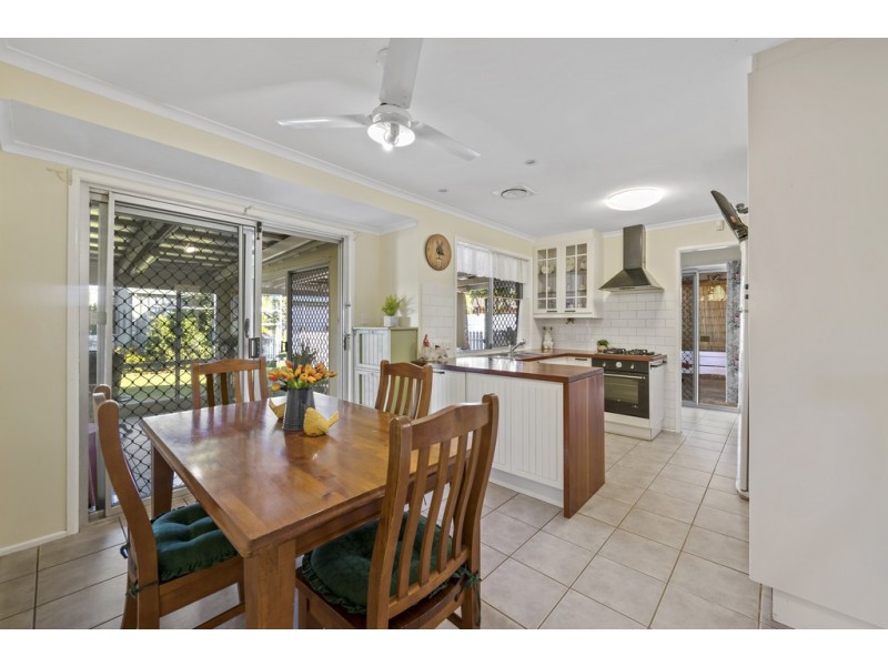 8 Seppelt Street, Wilsonton Heights QLD 4350