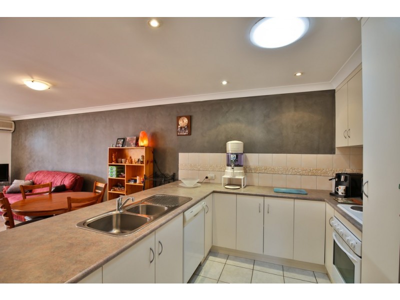 1/15 Bunya Street, Kearneys Spring QLD 4350
