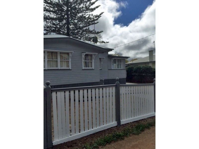 29 Vacy Street, Newtown QLD 4350