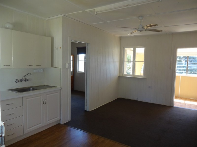 5/21 West Street, Newtown QLD 4350