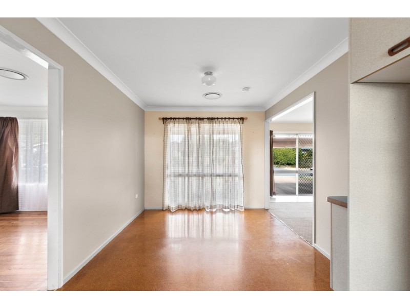 9 Jondaryan Street, Newtown QLD 4350