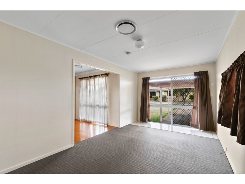 9 Jondaryan Street, Newtown QLD 4350