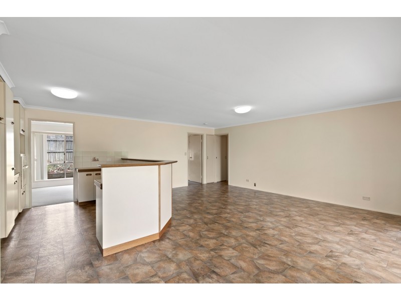 4 Ware Court, Darling Heights QLD 4350