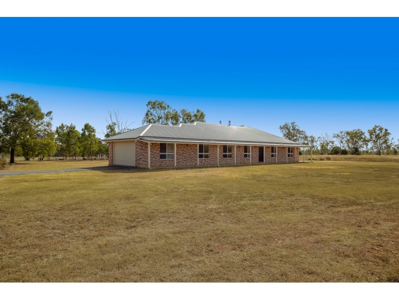 140 Henningsen Road, Oakey QLD 4401