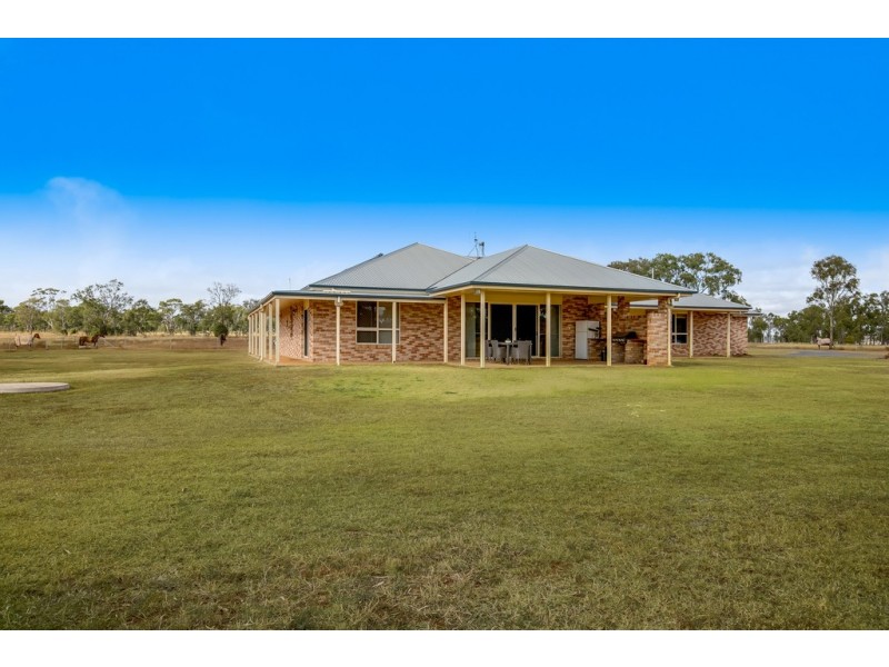 140 Henningsen Road, Oakey QLD 4401