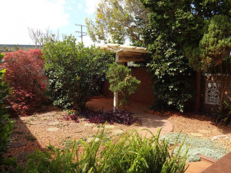 25 Burke Street, Rangeville QLD 4350