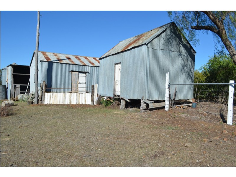 3282 Oakey-Pittsworth Road, Pittsworth QLD 4356