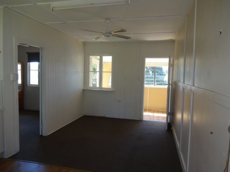 18/21 West Street, Newtown QLD 4350