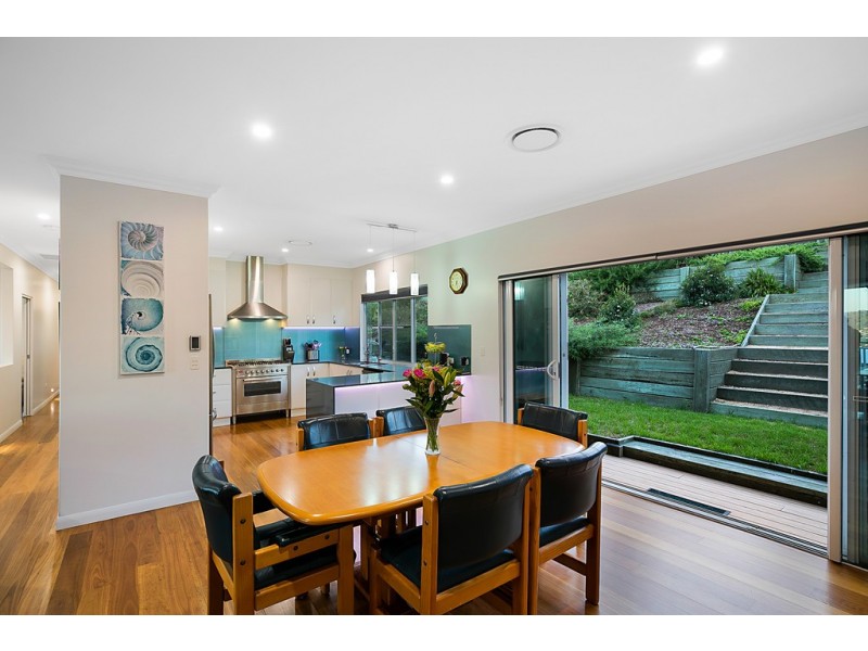 18 Manikato Drive, Hodgson Vale QLD 4352