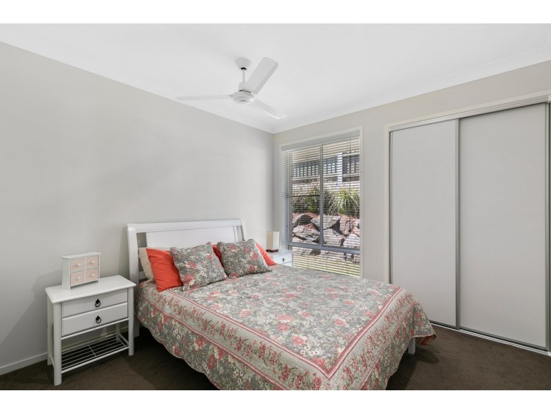 99 Entabeni Drive, Kearneys Spring QLD 4350