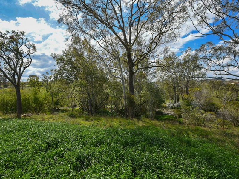 7 (Lot 3) Birdsong Court, Gowrie Junction QLD 4352