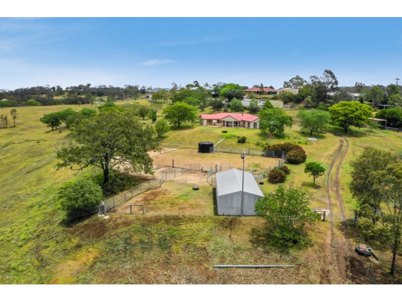 8A Junction Drive, Gowrie Junction QLD 4352