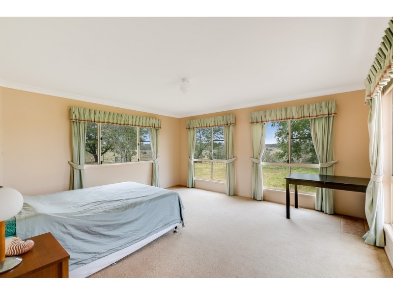 8A Junction Drive, Gowrie Junction QLD 4352