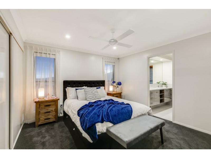 1/1 Ronald Court, Glenvale QLD 4350