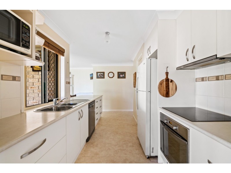 63 Stratford Drive, Wyreema QLD 4352