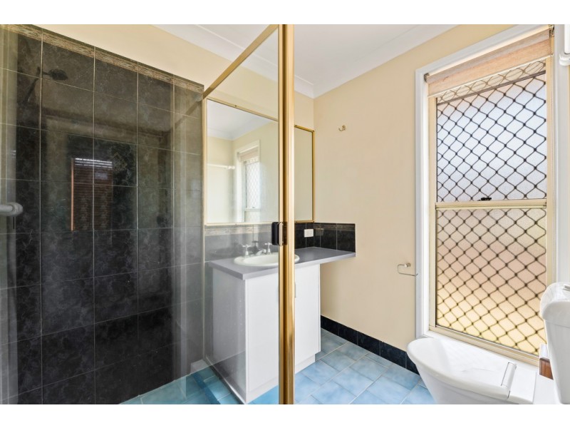 63 Stratford Drive, Wyreema QLD 4352