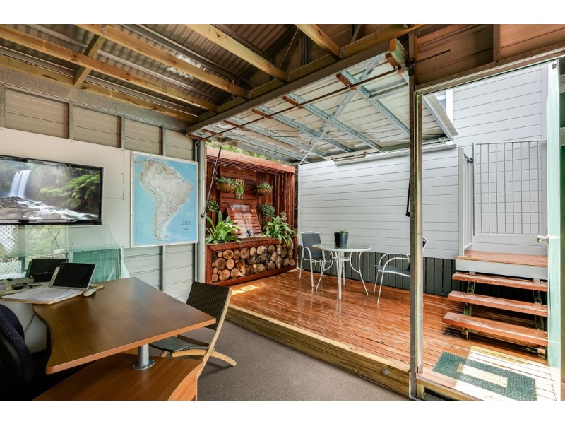 99 Curzon Street, East Toowoomba QLD 4350