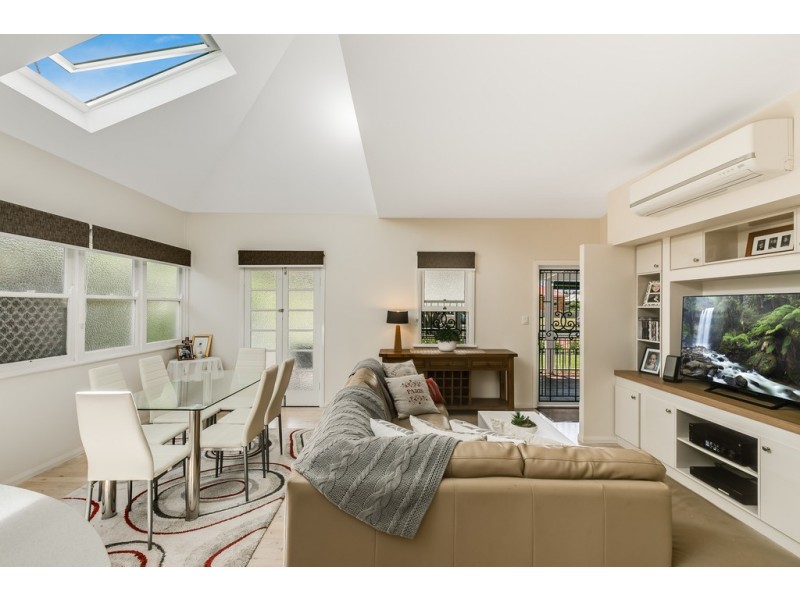 99 Curzon Street, East Toowoomba QLD 4350