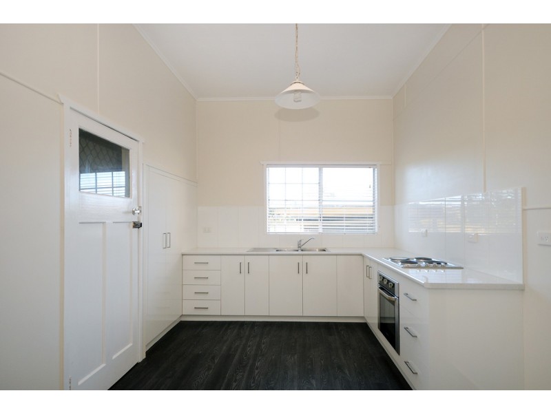 81 Euston Road, Glenvale QLD 4350