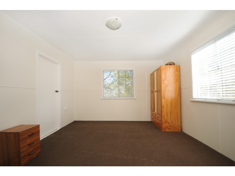 81 Euston Road, Glenvale QLD 4350