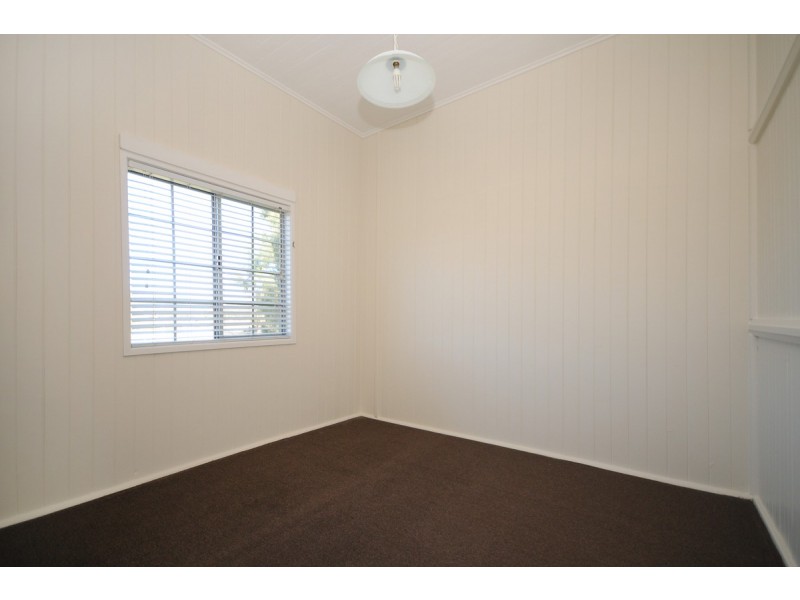 81 Euston Road, Glenvale QLD 4350