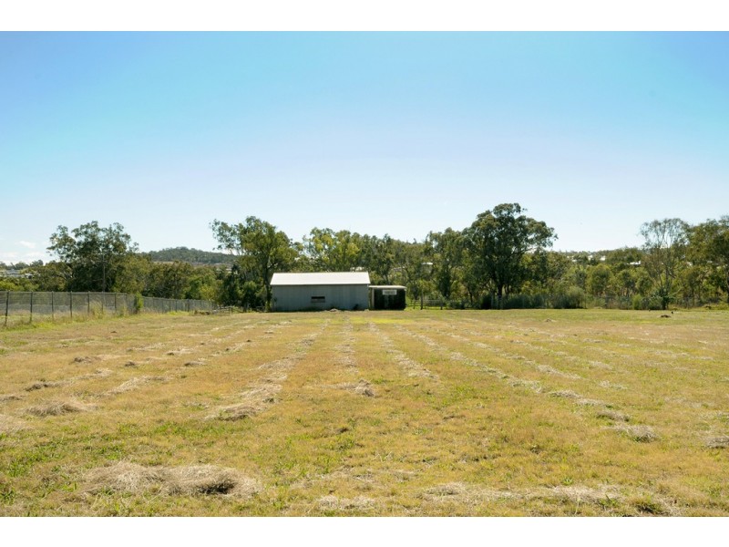 81 Euston Road, Glenvale QLD 4350