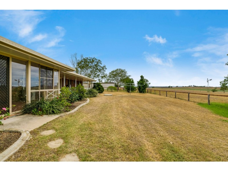 423 Rosenberger Road, Wyreema QLD 4352