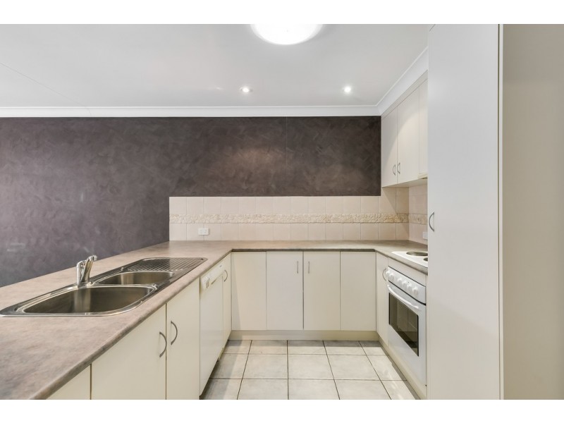 15 Bunya Street, Kearneys Spring QLD 4350