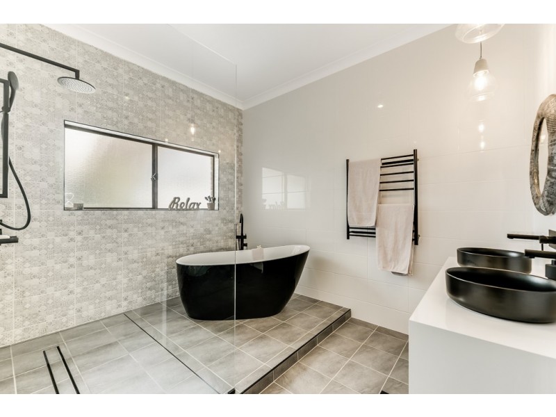 68 Geddes Road, Top Camp QLD 4350