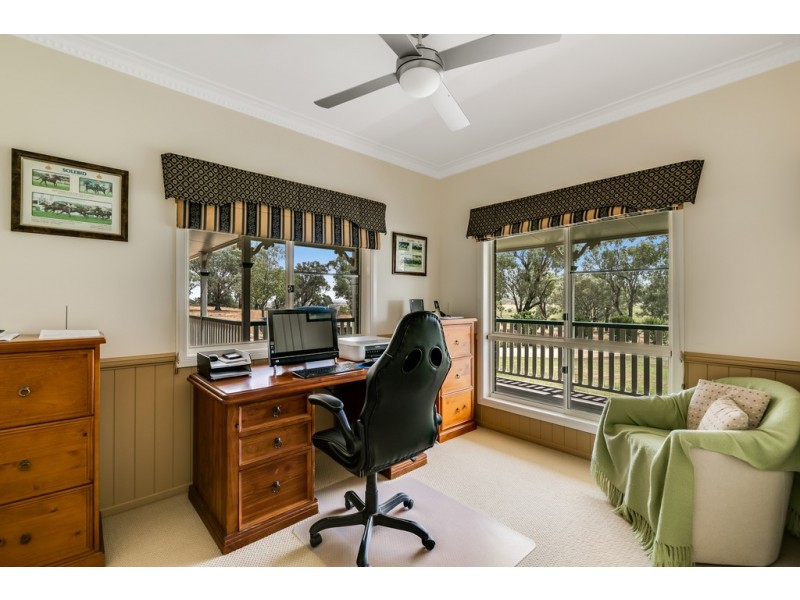 503 Oakey Pittsworth Road, Aubigny QLD 4401