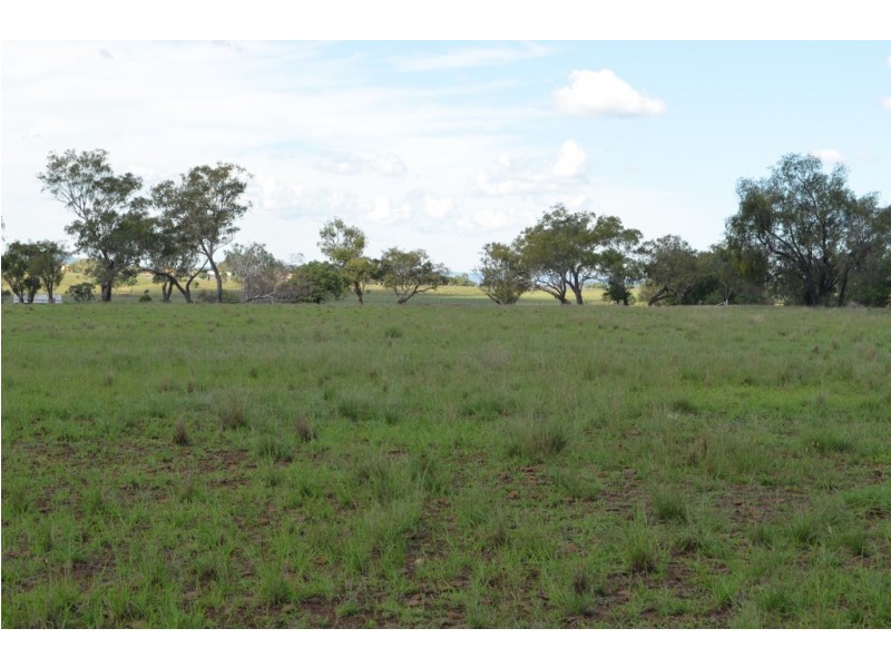 503 Oakey Pittsworth Road, Aubigny QLD 4401