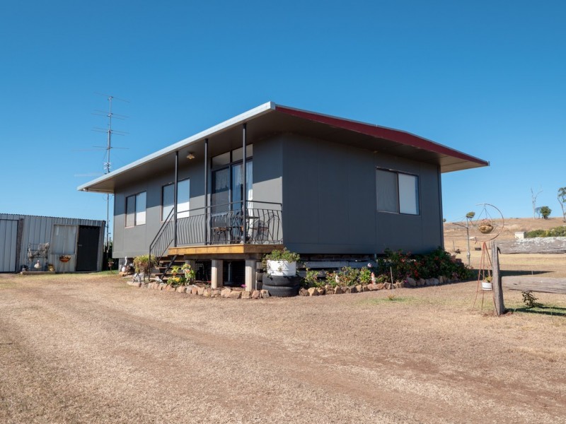 1009 Haden Crows Nest Road, Bergen QLD 4353