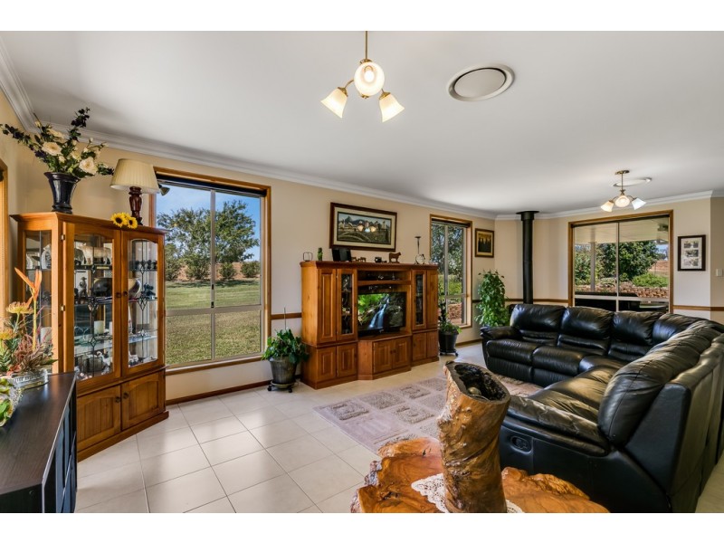 438 Aubigny Crosshill Road, Aubigny QLD 4401