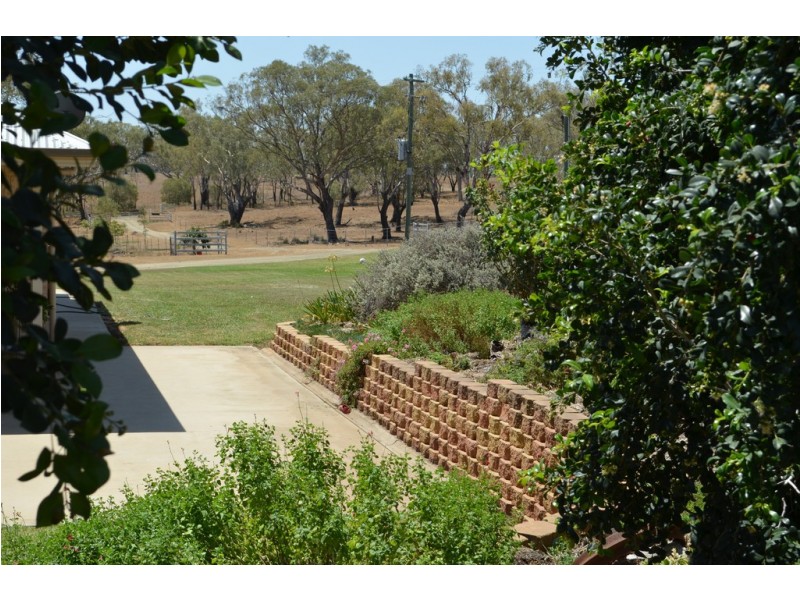 438 Aubigny Crosshill Road, Aubigny QLD 4401