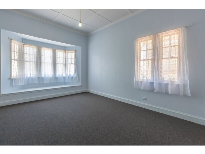 13 Kingston Street, Toowoomba City QLD 4350