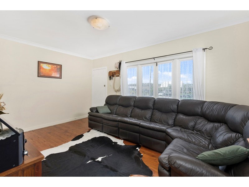 27 Free Street, Nobby QLD 4360