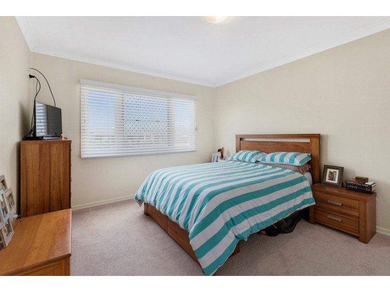 27 Free Street, Nobby QLD 4360