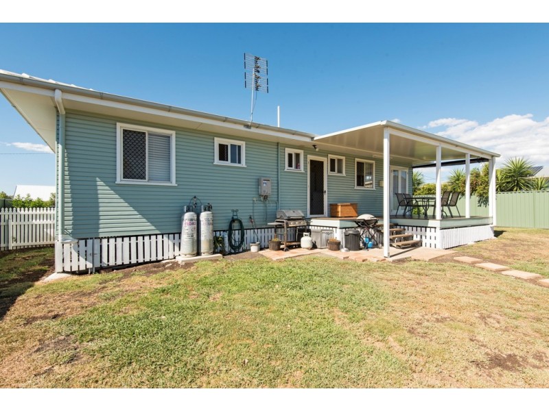 27 Free Street, Nobby QLD 4360