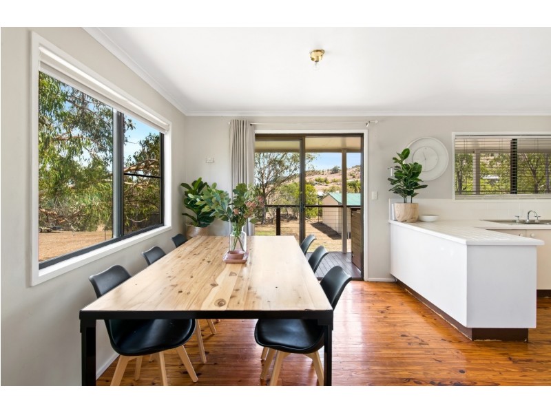 27 Redlands Drive, Gowrie Junction QLD 4352